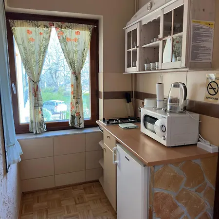 Rozsa 2 Apartment Alsoors