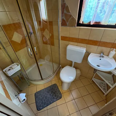 Apartment Rozsa 2 Alsoors